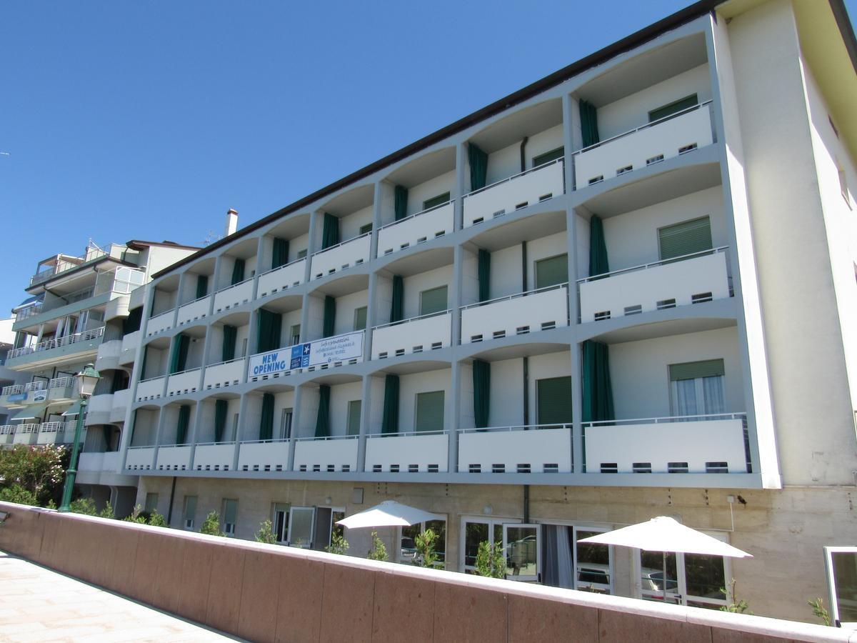 Hotel Stella Maris Градо Экстерьер фото