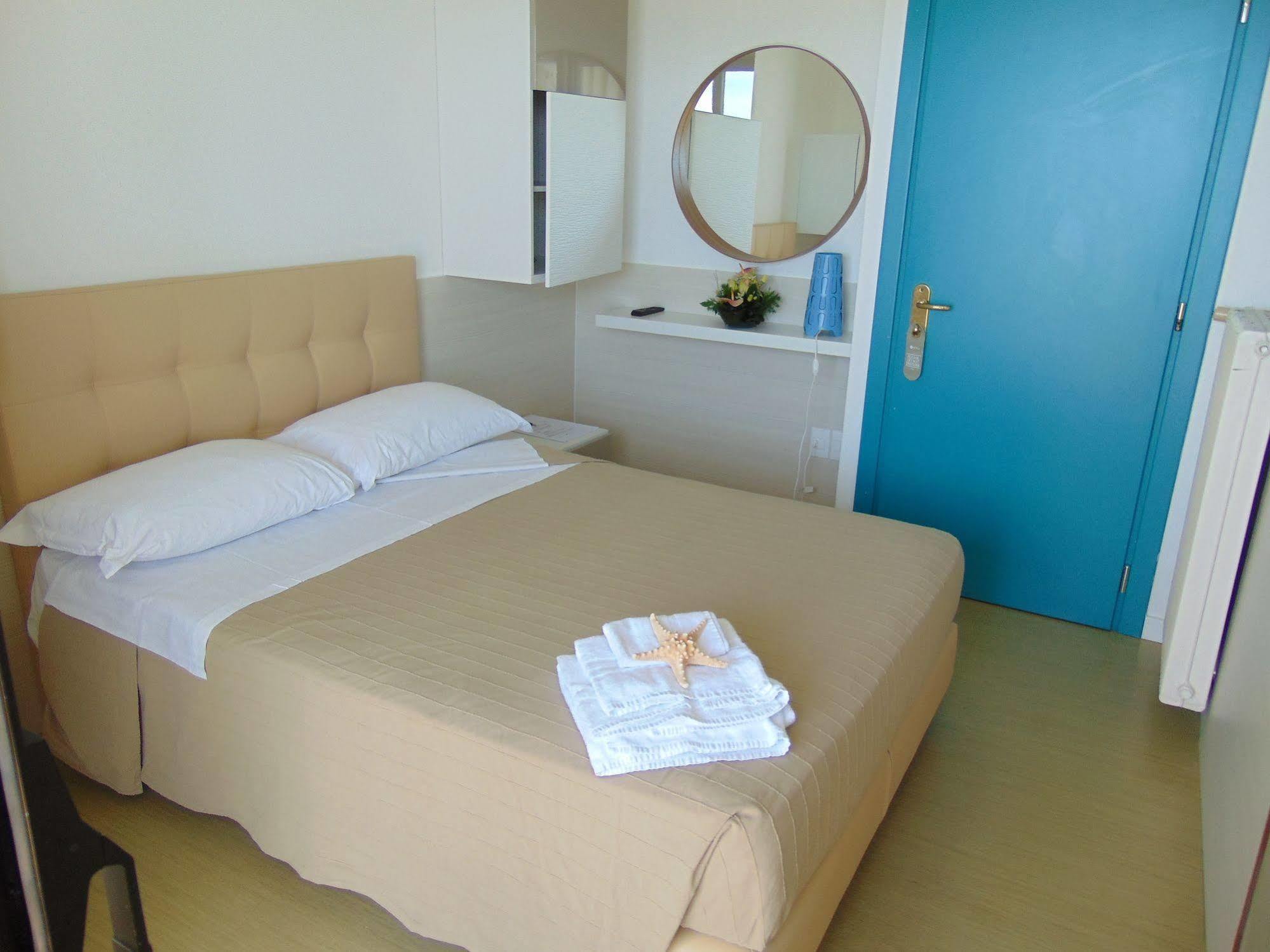 Hotel Stella Maris Градо Экстерьер фото